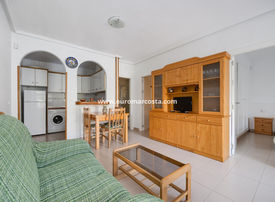 Objekte zum Wiederverkauf - Bungalow - Torrevieja - TORREVIEJA