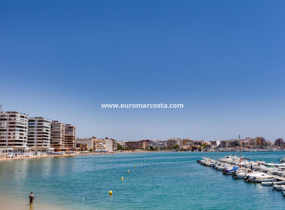 Objekte zum Wiederverkauf - Bungalow - Torrevieja - TORREVIEJA