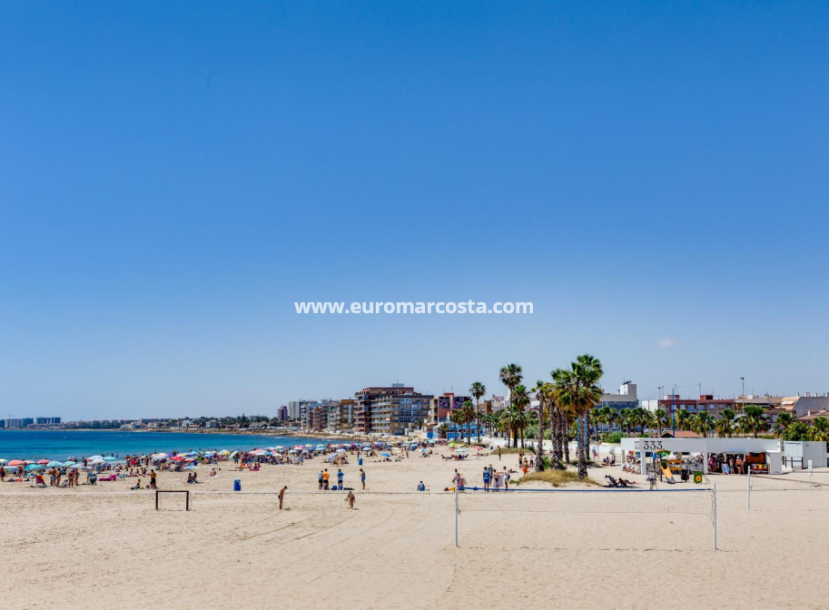 Objekte zum Wiederverkauf - Bungalow - Torrevieja - TORREVIEJA