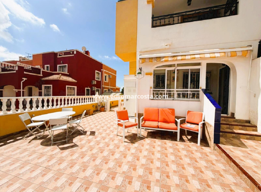 Sale - Bungalow Planta Baja - Los Montesinos