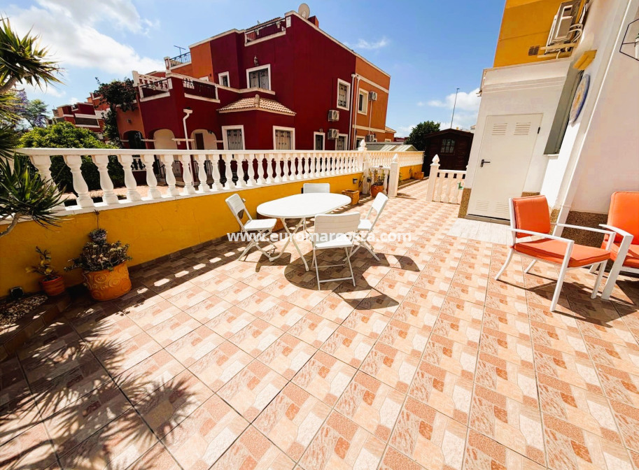 Sale - Bungalow Planta Baja - Los Montesinos