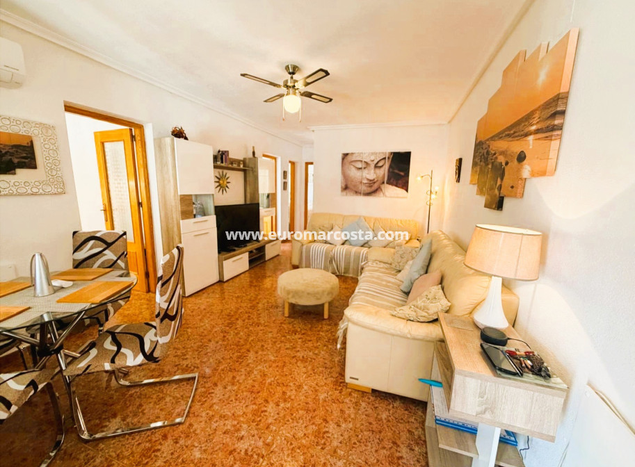 Sale - Bungalow Planta Baja - Los Montesinos