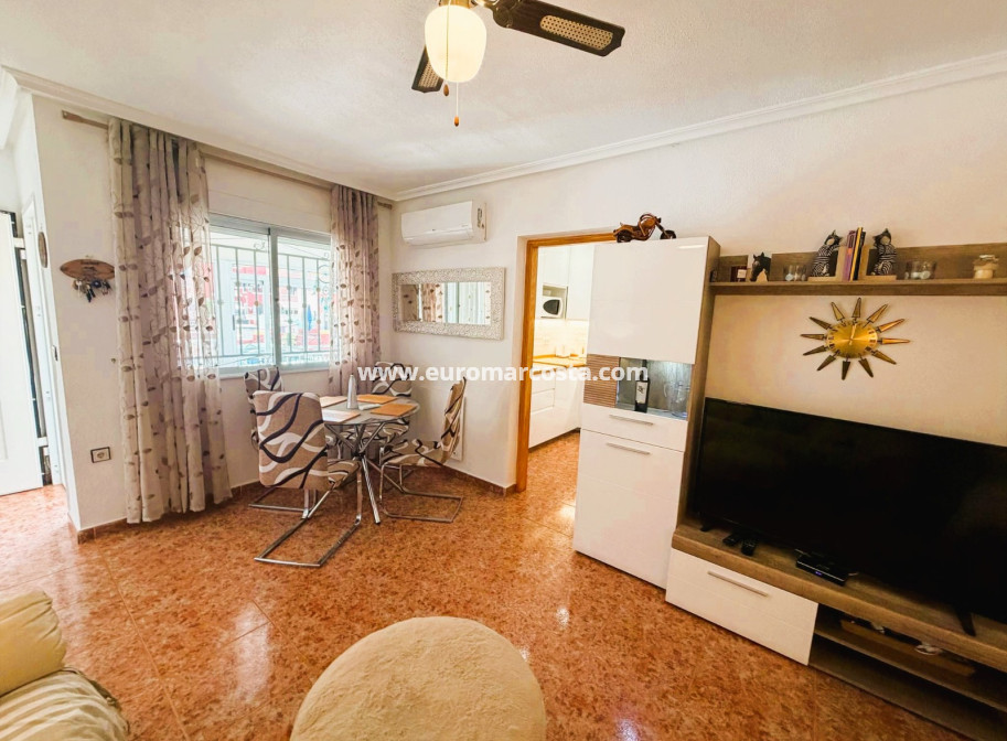 Sale - Bungalow Planta Baja - Los Montesinos