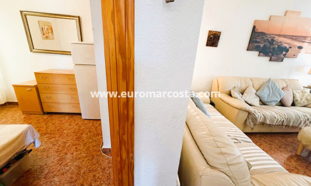 Sale - Bungalow Planta Baja - Los Montesinos