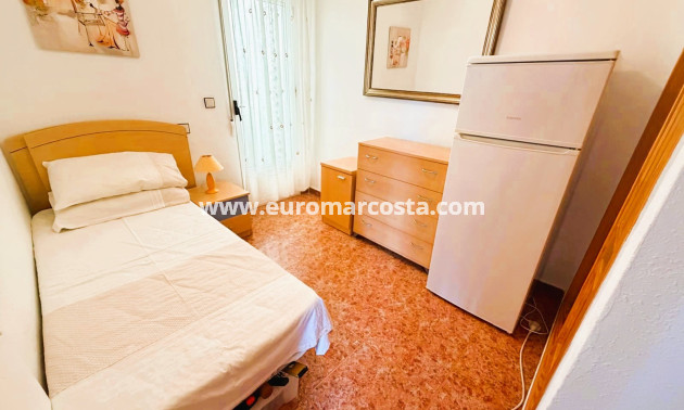 Sale - Bungalow Planta Baja - Los Montesinos