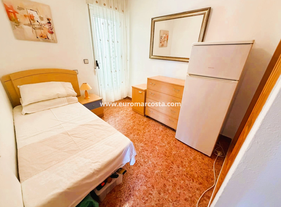 Sale - Bungalow Planta Baja - Los Montesinos