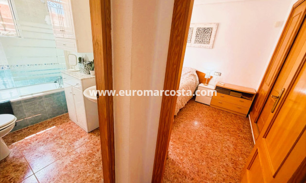 Sale - Bungalow Planta Baja - Los Montesinos