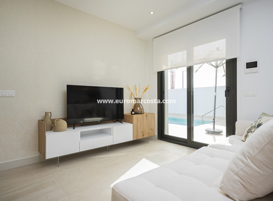 Nueva construcción  - terraced - Torrevieja - TORREVIEJA