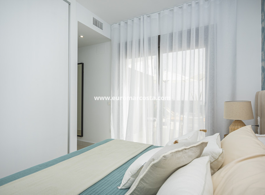 Nueva construcción  - terraced - Torrevieja - TORREVIEJA