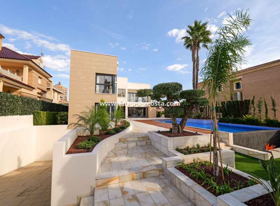 New Build - Villa - Torrevieja - TORREVIEJA