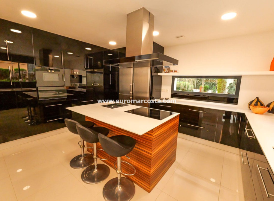 New Build - Villa - Torrevieja - TORREVIEJA