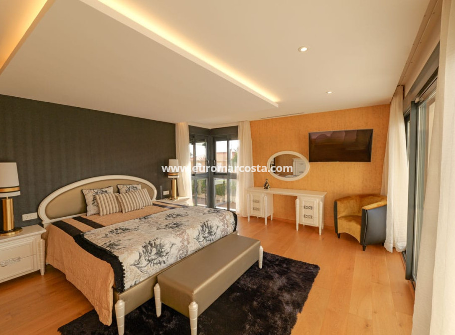 New Build - Villa - Torrevieja - TORREVIEJA