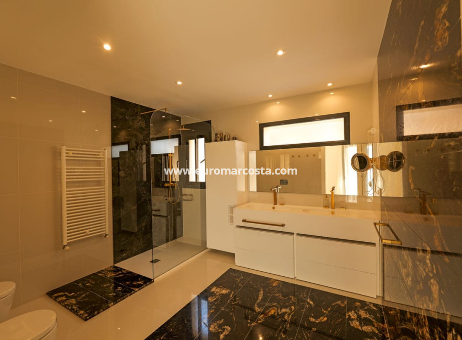 New Build - Villa - Torrevieja - TORREVIEJA