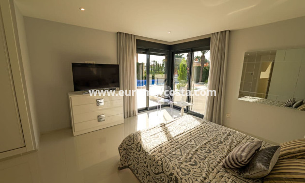 New Build - Villa - Torrevieja - TORREVIEJA
