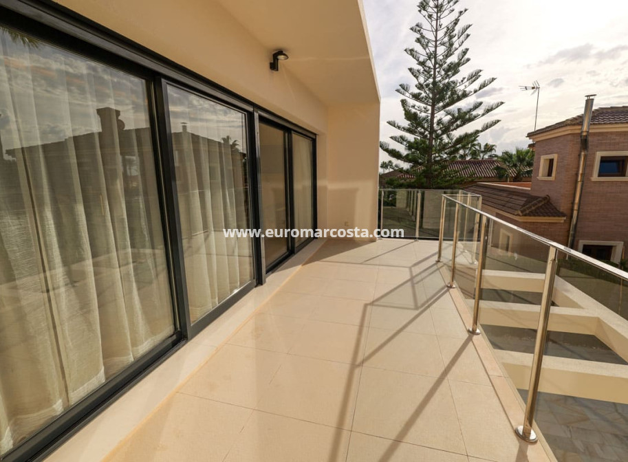 New Build - Villa - Torrevieja - TORREVIEJA