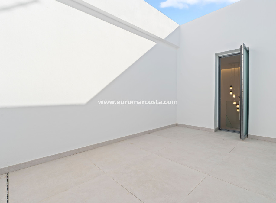 Nueva construcción  - Villa - Benidorm