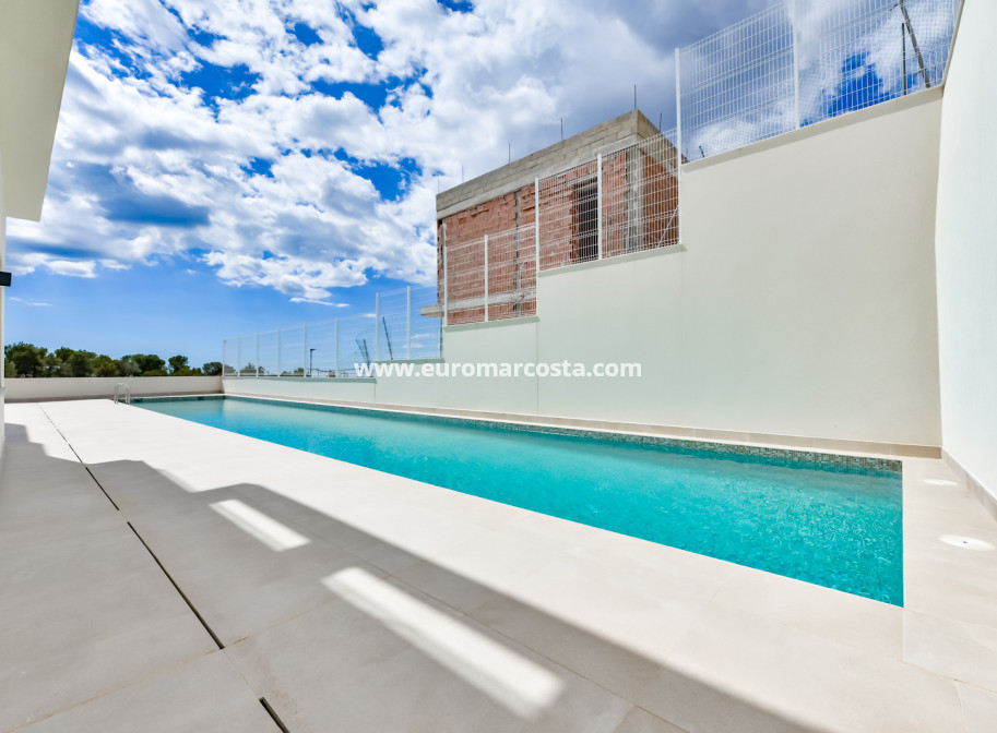 Nueva construcción  - Villa - Finestrat