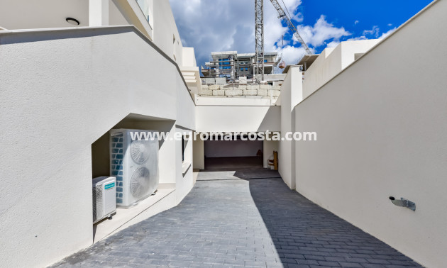 Nueva construcción  - Villa - Finestrat