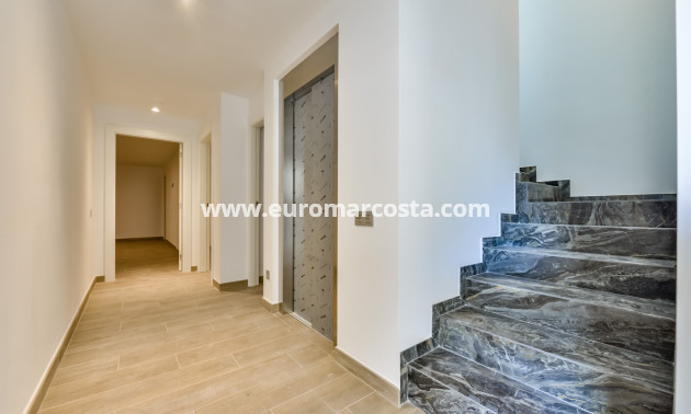 Nueva construcción  - Villa - Finestrat