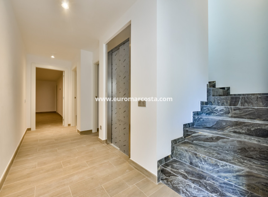 Nueva construcción  - Villa - Finestrat