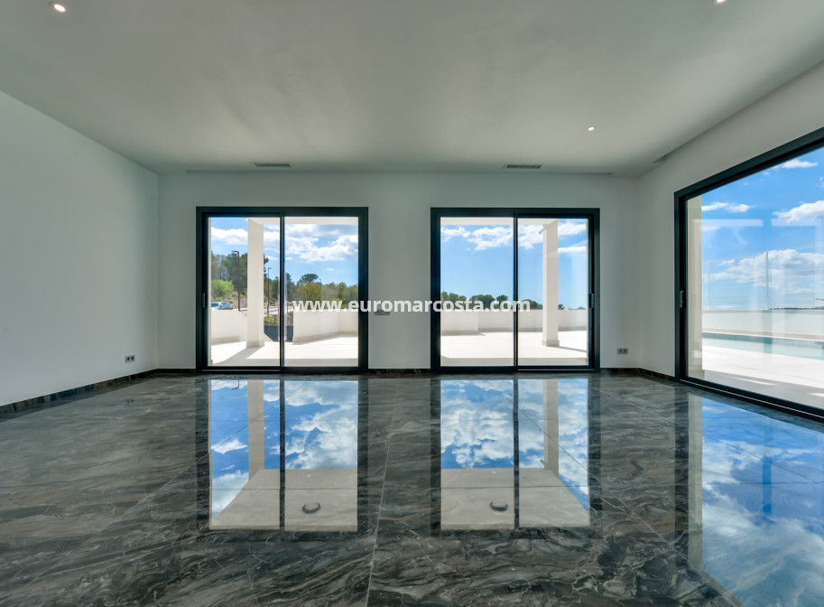 Nueva construcción  - Villa - Finestrat