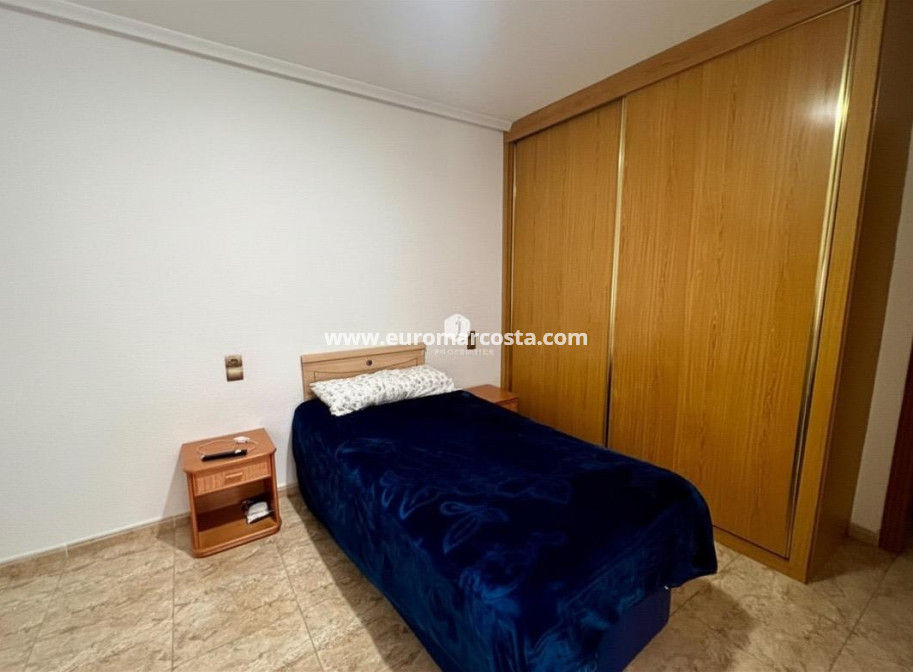 Objekte zum Wiederverkauf - Wohnung - Rojales