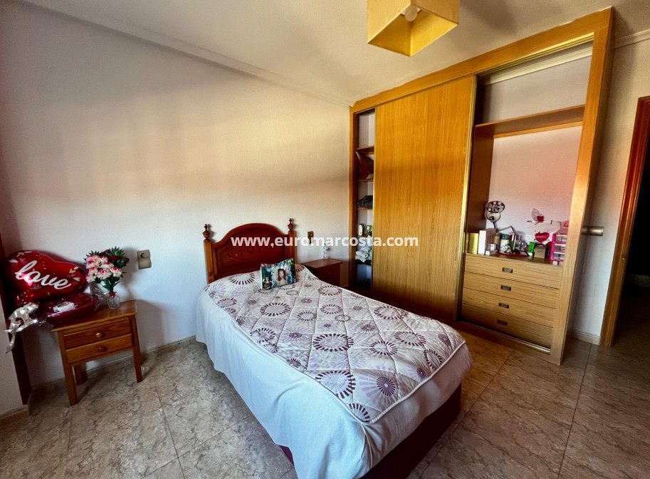 Objekte zum Wiederverkauf - Wohnung - Rojales
