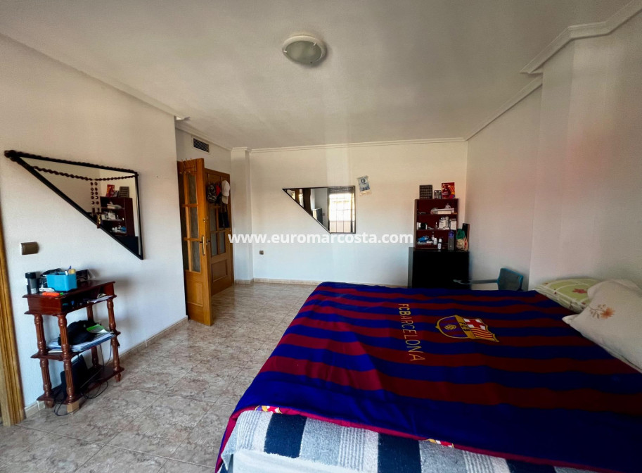 Objekte zum Wiederverkauf - Wohnung - Rojales