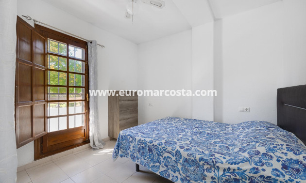 Sale - Bungalow - Torrevieja - TORREVIEJA