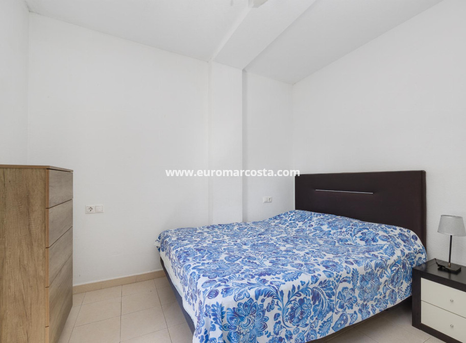 Sale - Bungalow - Torrevieja - TORREVIEJA