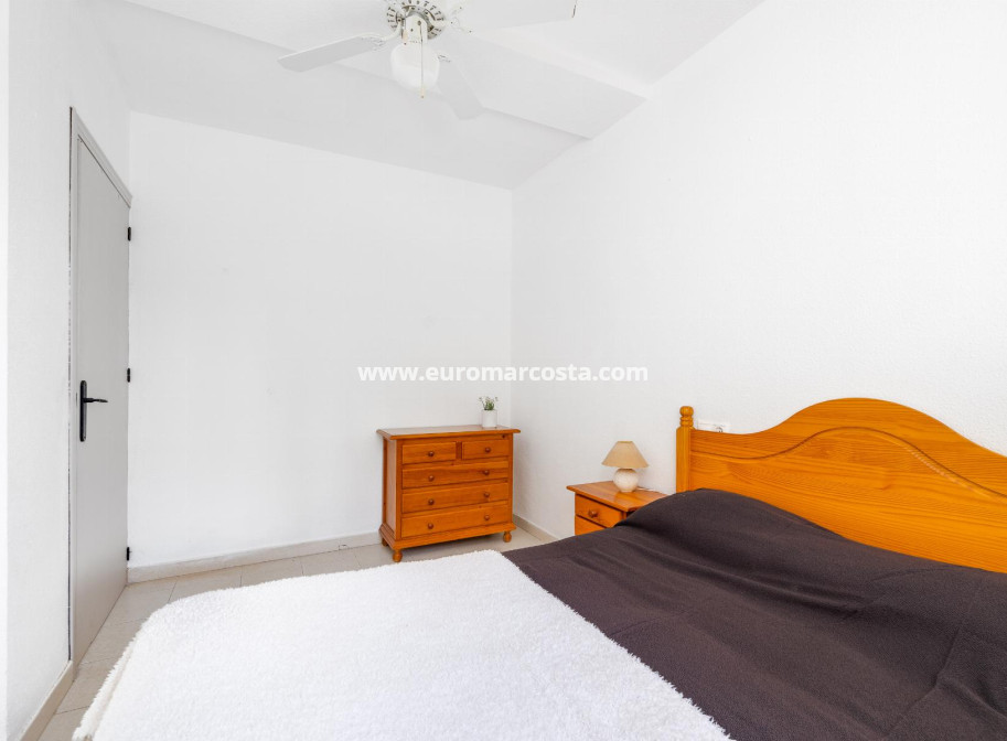 Sale - Bungalow - Torrevieja - TORREVIEJA