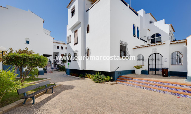 Sale - Bungalow - Torrevieja - TORREVIEJA