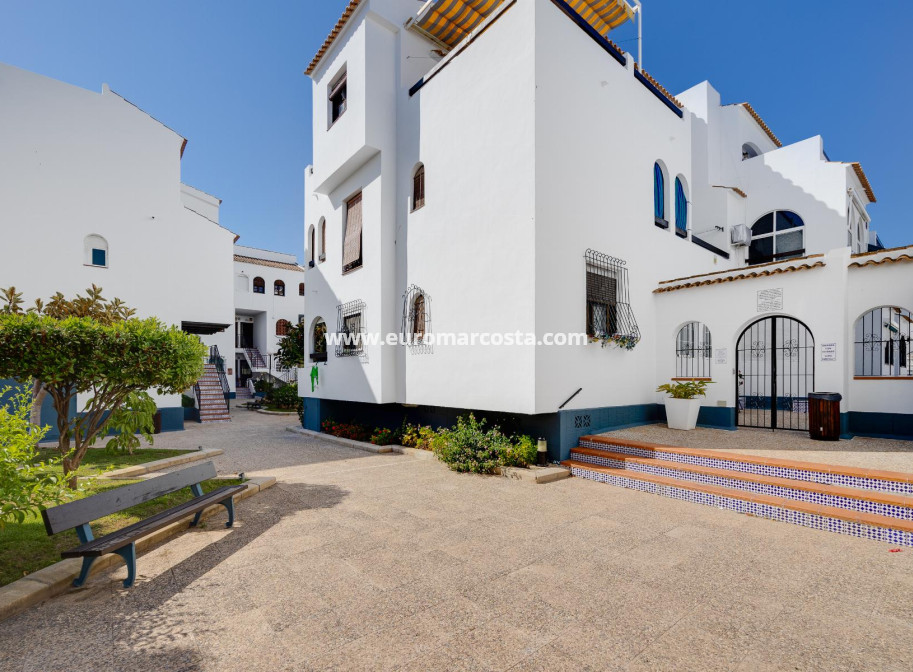 Sale - Bungalow - Torrevieja - TORREVIEJA