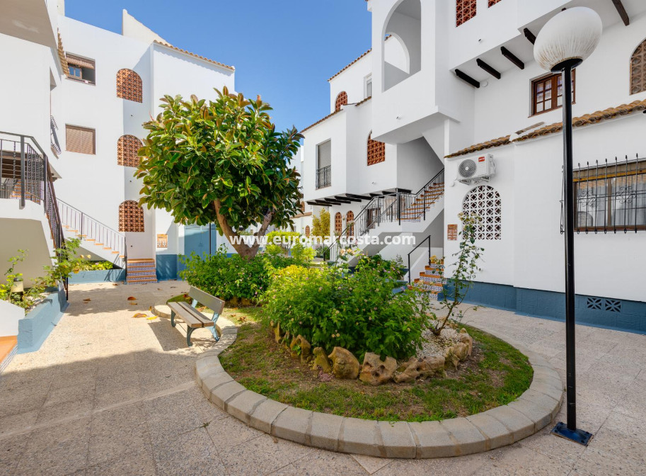 Sale - Bungalow - Torrevieja - TORREVIEJA