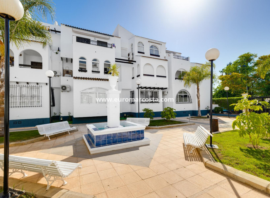 Sale - Bungalow - Torrevieja - TORREVIEJA