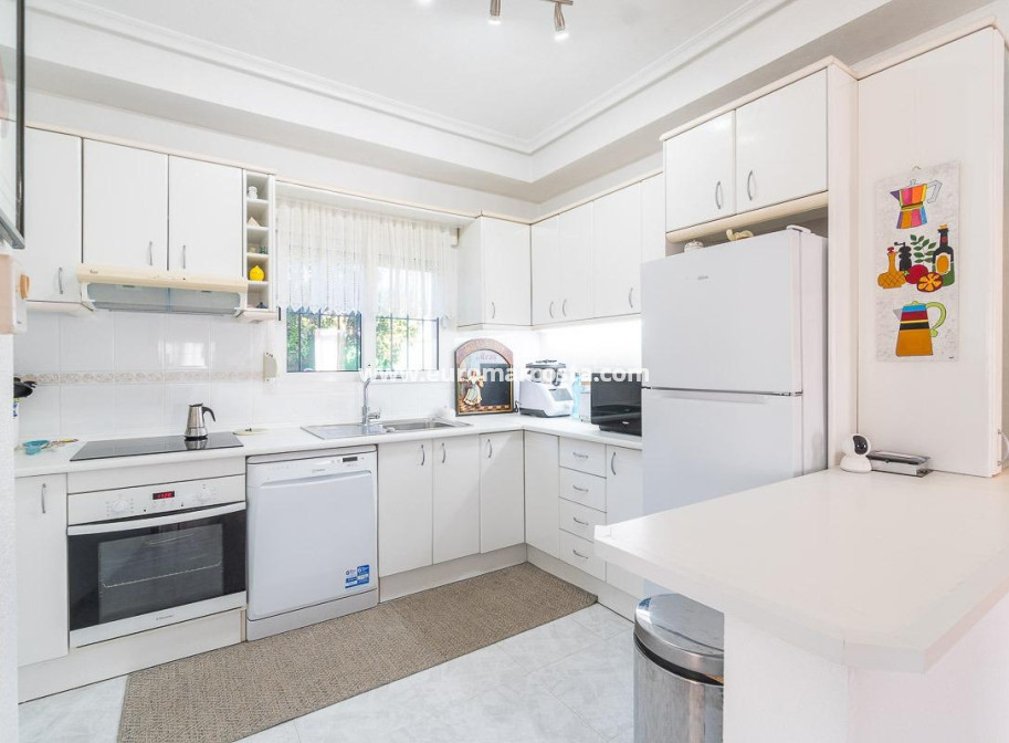 Sale - Villa - Orihuela Costa
