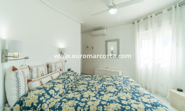Sale - Villa - Orihuela Costa