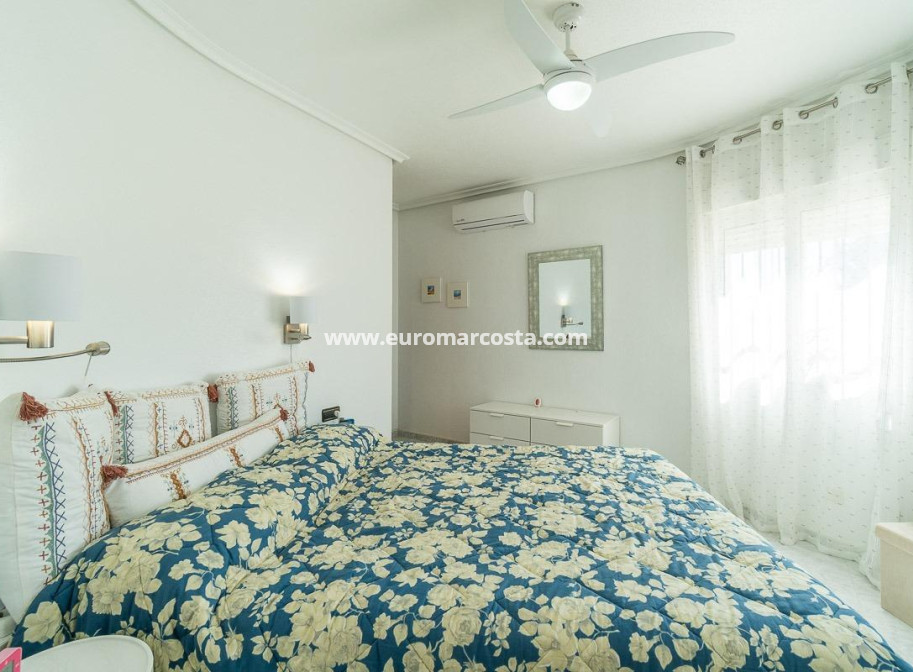 Sale - Villa - Orihuela Costa