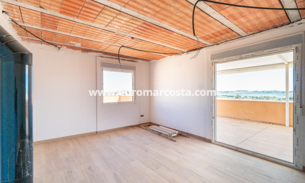 Sale - Casa - San Miguel de Salinas - Torremendo