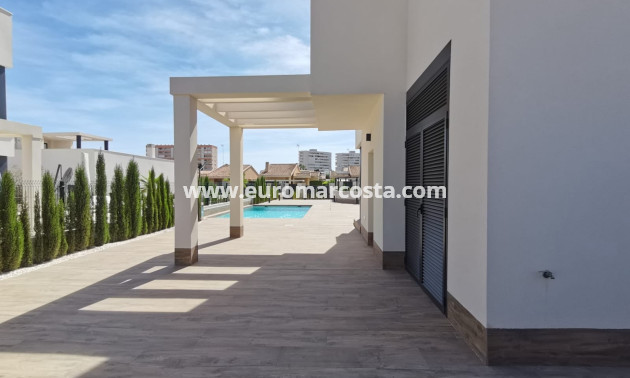 Nueva construcción  - Villa - La Manga del Mar Menor - Murcia