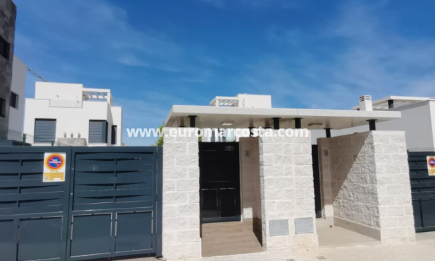 Nueva construcción  - Villa - La Manga del Mar Menor - Murcia