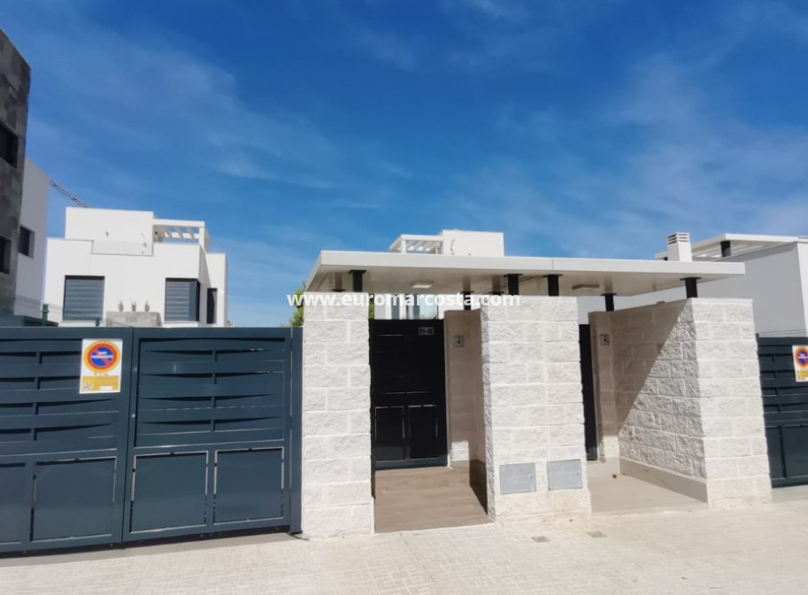 Nueva construcción  - Villa - La Manga del Mar Menor - Murcia