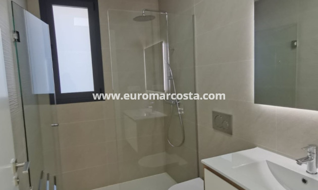 Nueva construcción  - Villa - La Manga del Mar Menor - Murcia