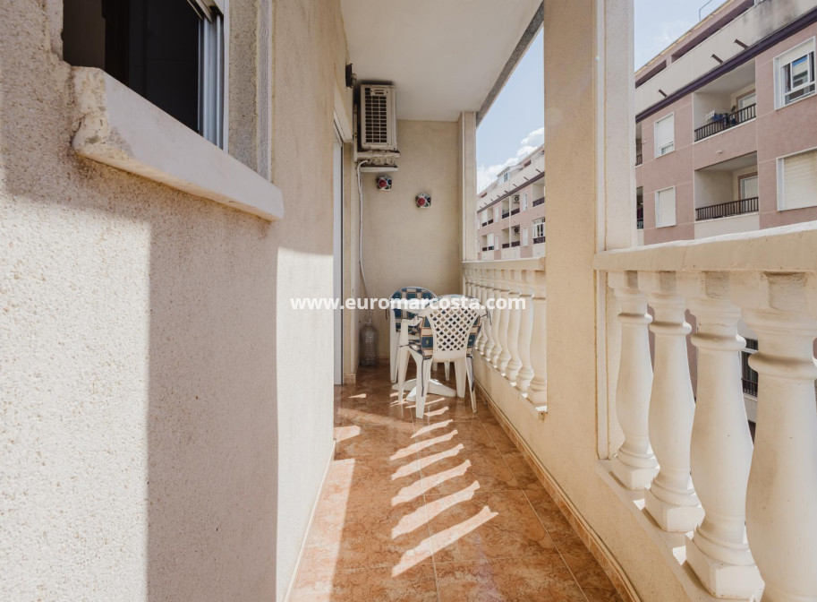 Venta - Apartamento / piso - Torrevieja - TORREVIEJA