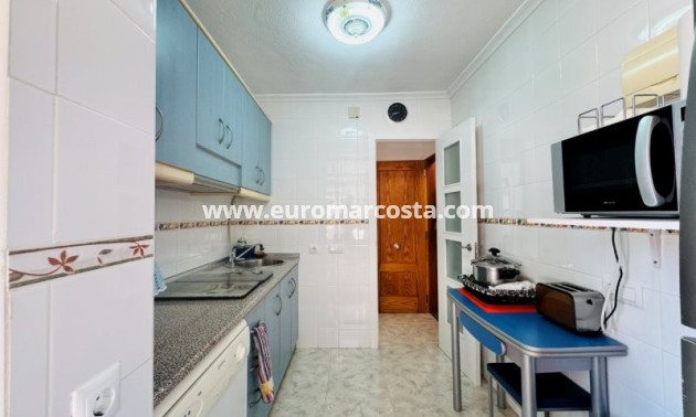 Sale - Apartment / flat - La Mata