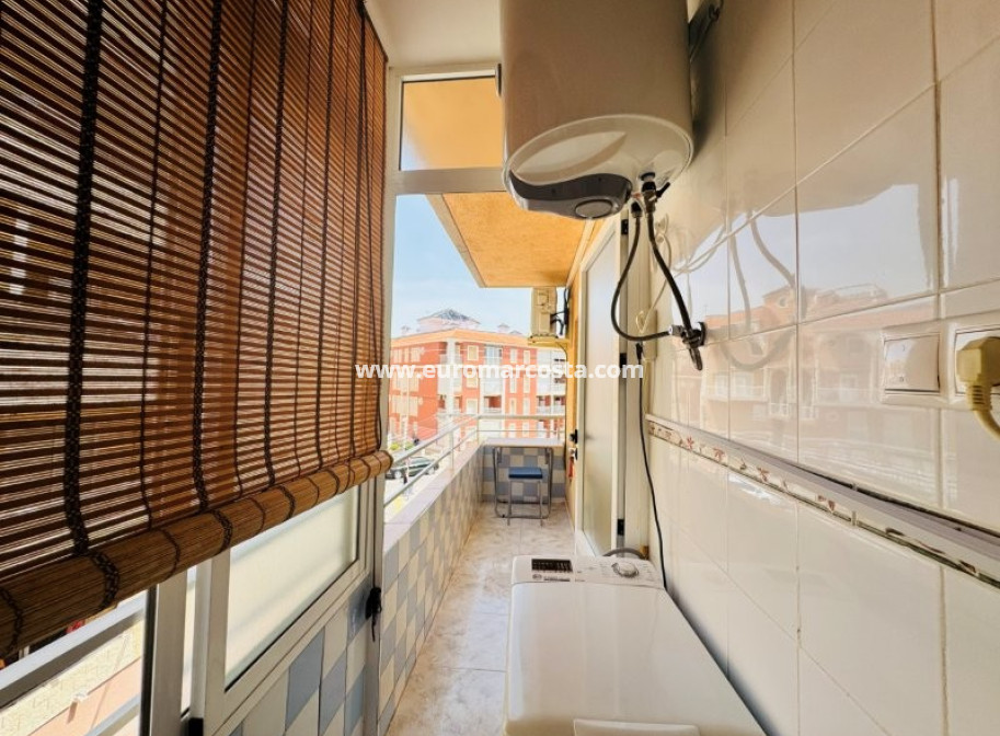 Sale - Apartment / flat - La Mata