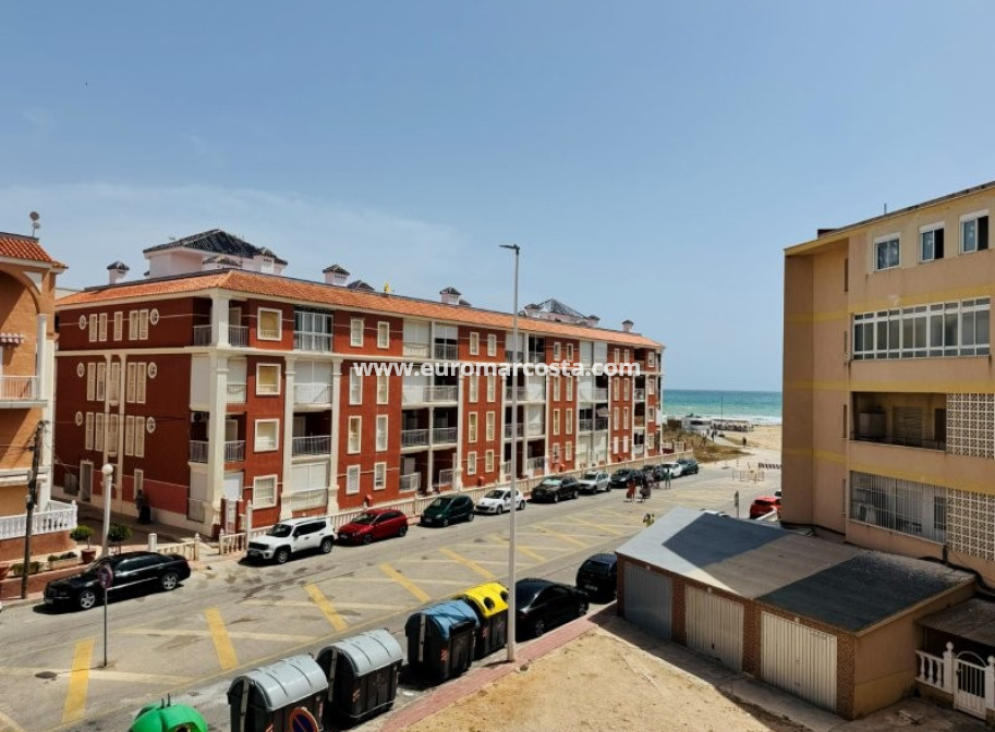 Sale - Apartment / flat - La Mata