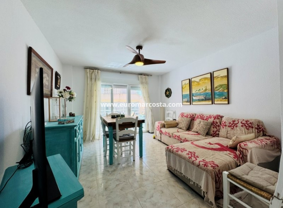Sale - Apartment / flat - La Mata