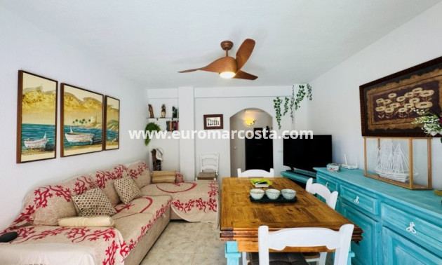 Sale - Apartment / flat - La Mata
