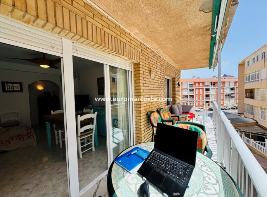 Sale - Apartment / flat - La Mata